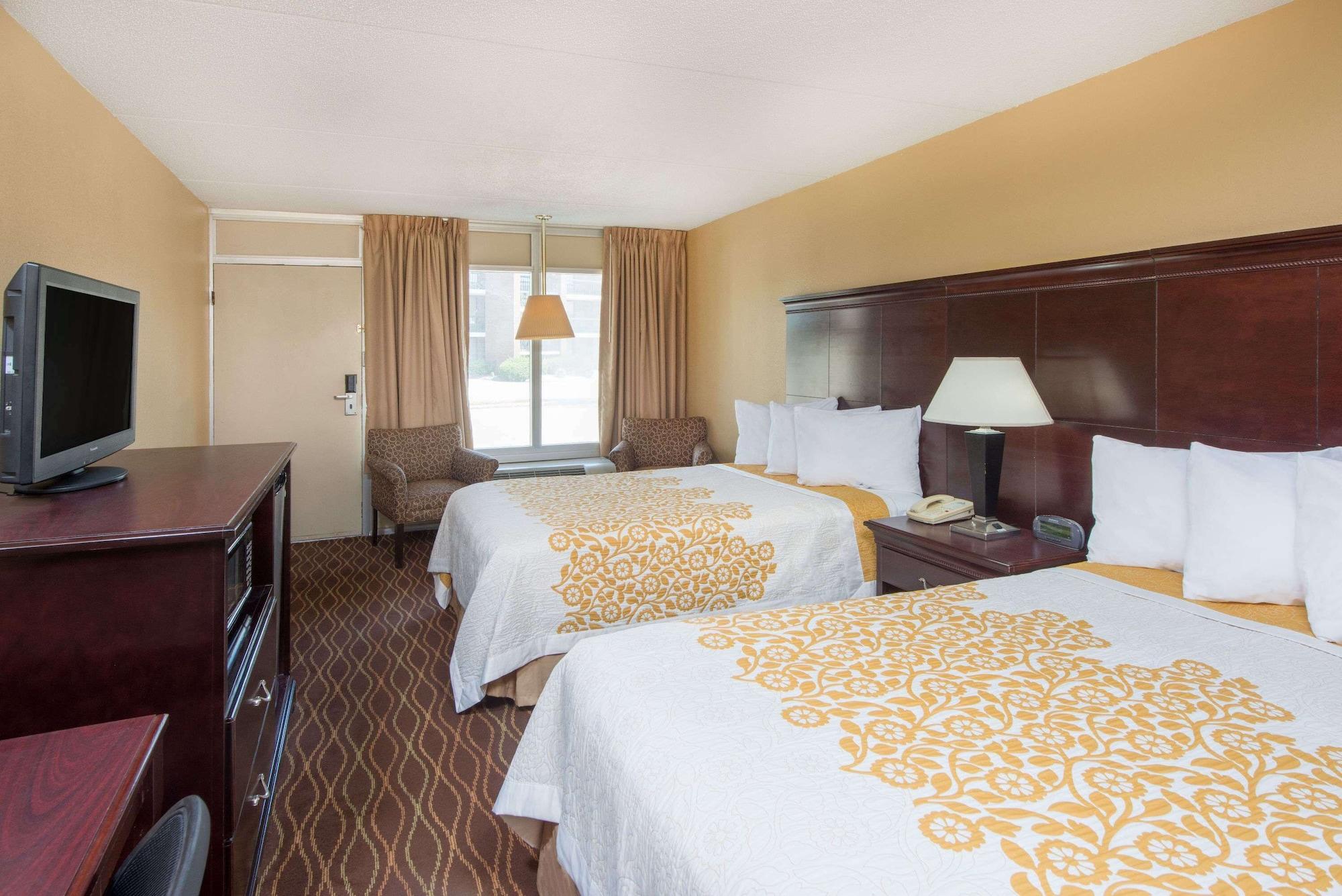 Days Inn By Wyndham Paducah Εξωτερικό φωτογραφία